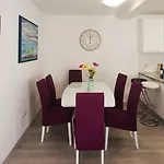 Διαμέρισμα Dalmatia Μακάρσκα