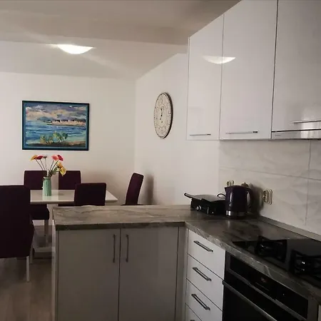 شقة Dalmatia ماكارسكا
